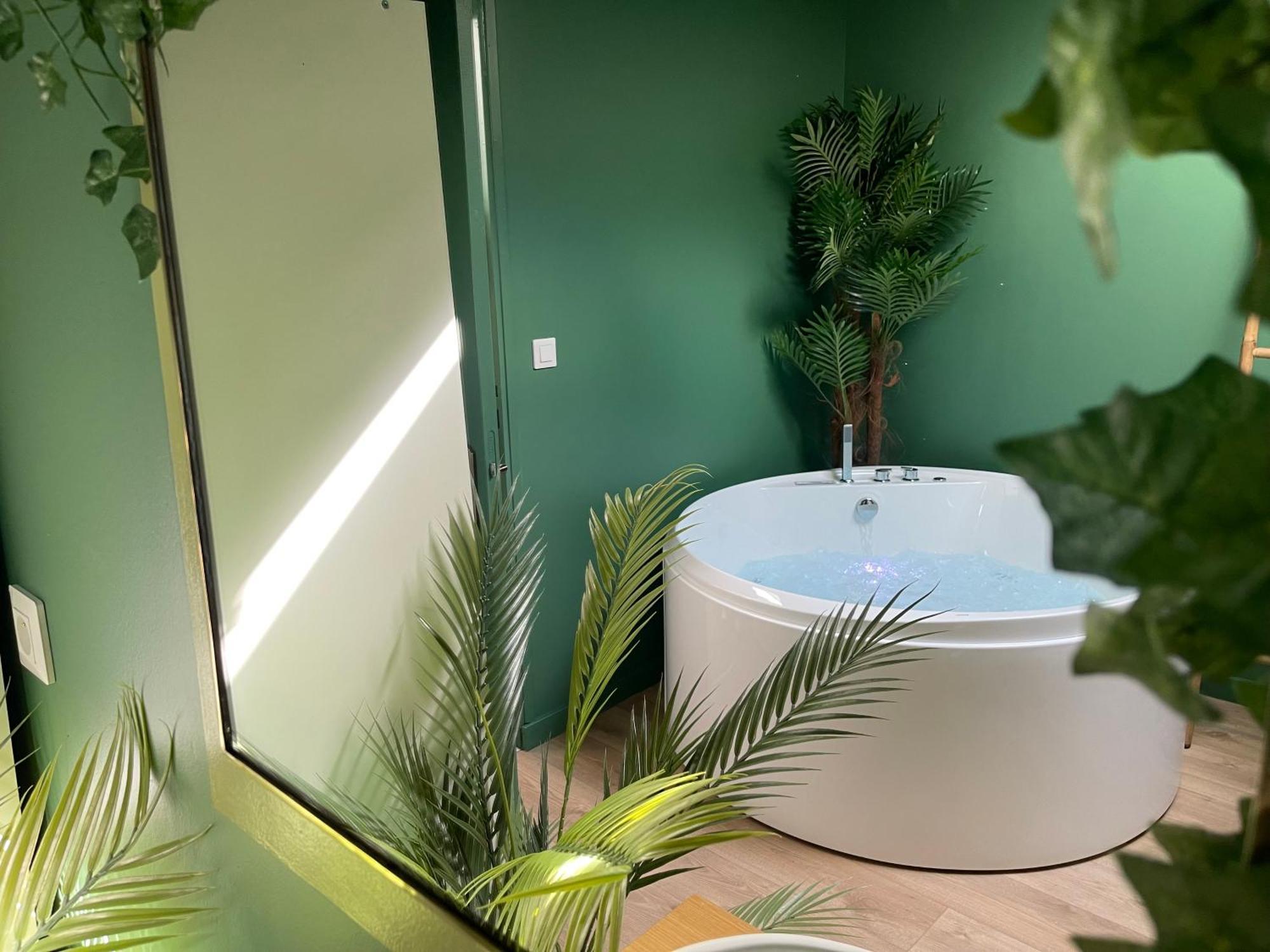 Evasion Exotique - Suite Selva - Jaccuzzi Privatif Amiens Exteriör bild
