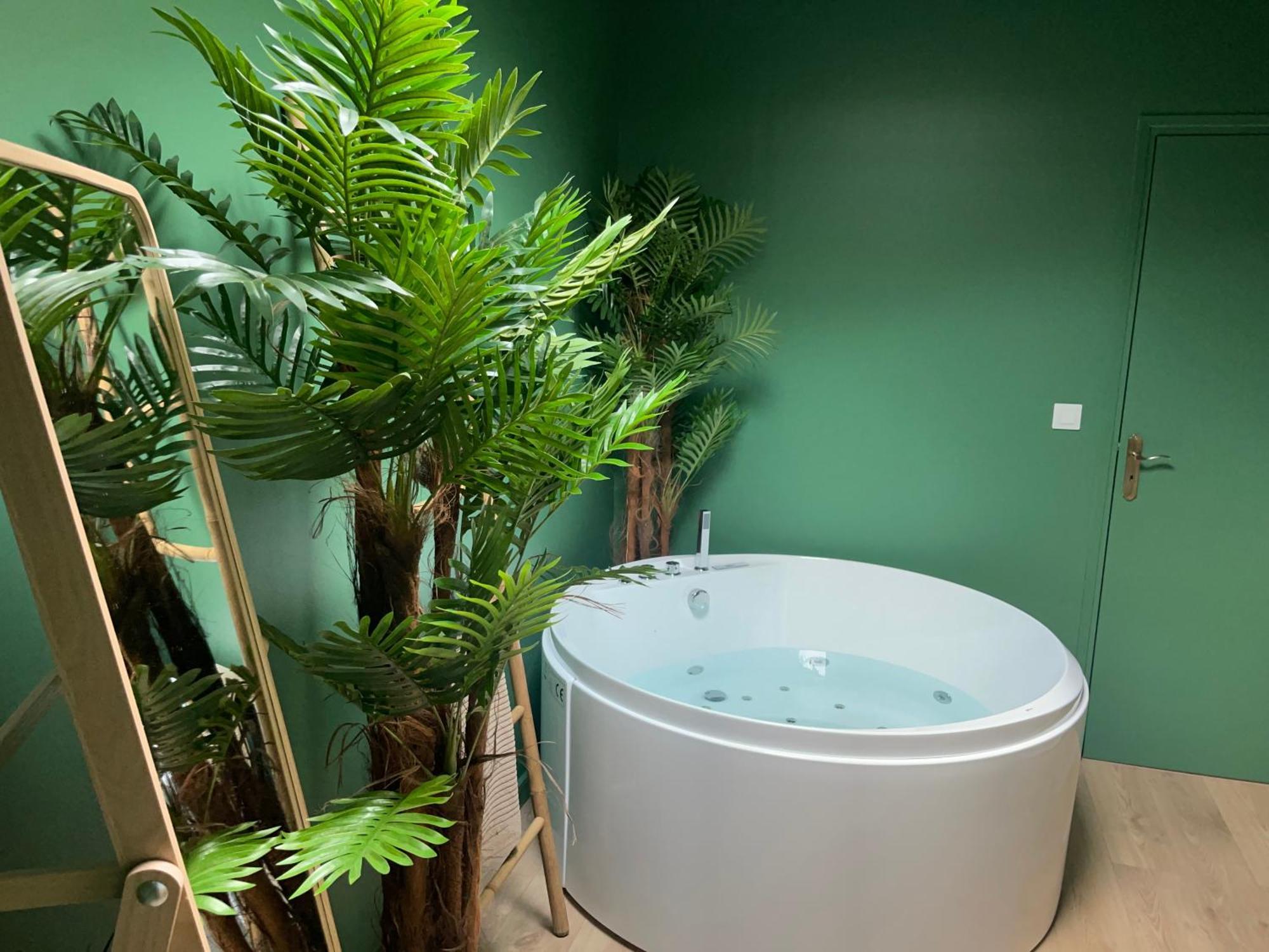 Evasion Exotique - Suite Selva - Jaccuzzi Privatif Amiens Exteriör bild